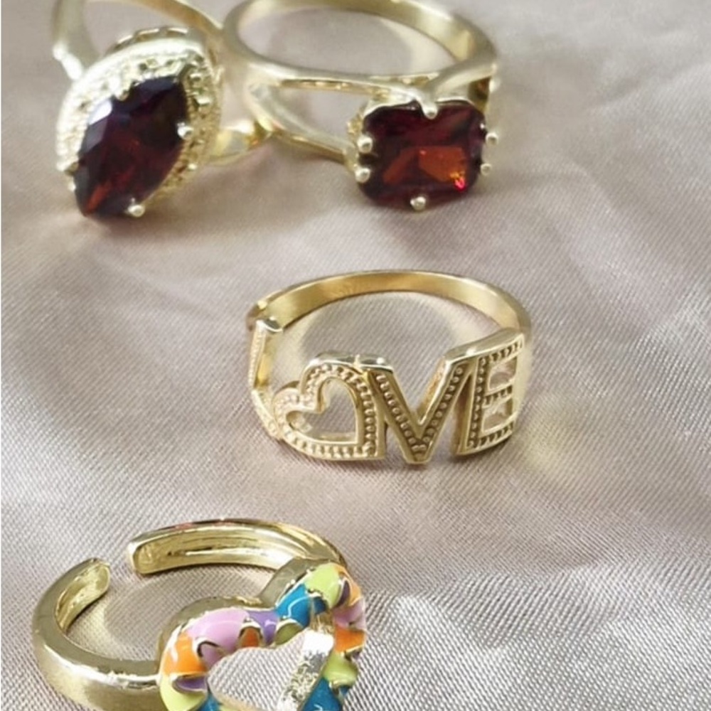 Gold and Red Heart Ring Set